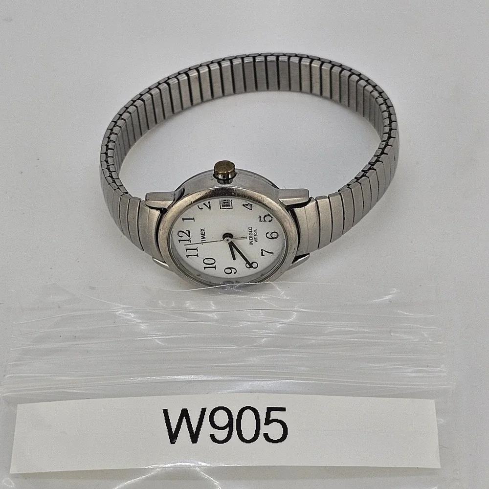 Timex Women's 25MM White Dial Expandable‎ Band 6